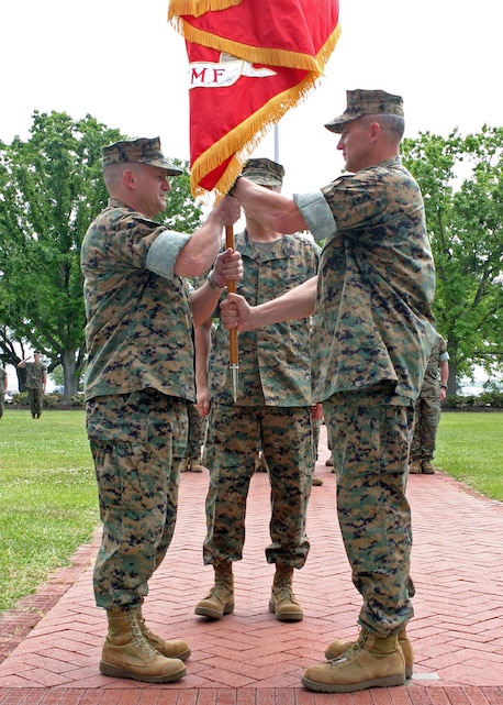 Johnson Bids Farewell to 24th MEU as Petronzio Takes Command > 24th ...