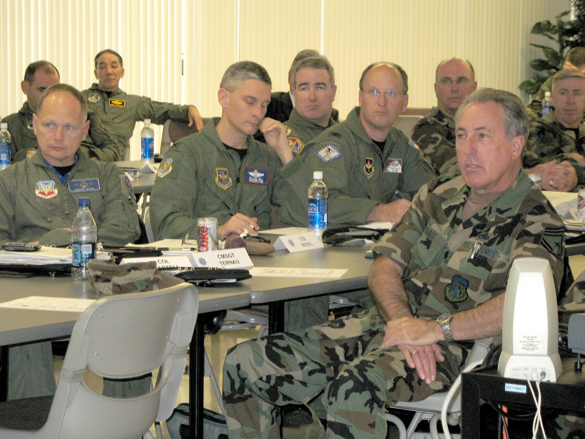 Air National Guardsmen with the Air Directorate Field Advisory Council and the Enlisted Field Advisory Council held their quarterly council meetings at Hickam Air Force Base, Hawaii, Jan. 17. The Hawaii Air National Guard served as host for the conference. The council members discussed issues involving the ANG as a whole and the successful total force integration of the 15th Airlift Wing and Hawaii Air National Guard's 154th Wing C-17 Globemaster III operations and how that integration can be implemented at other locations. (U.S. Marine Corps photo/Sgt. Jeremy Vought)