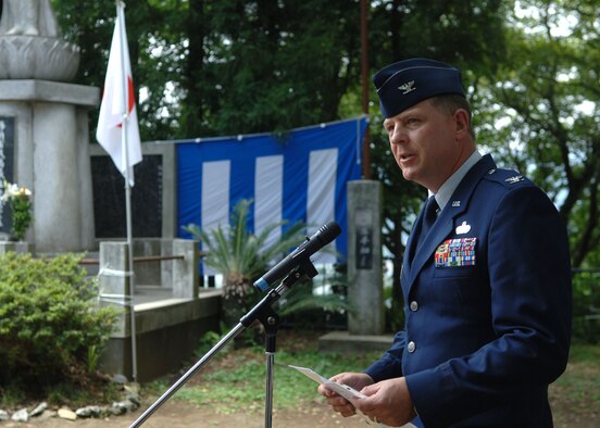 Col. Lee Wyatt, 374th Mission Support Group commander, gives a speech on behalf of the 374th Airlift Wing at the Shizuoka City memorial service. The ceremony is held every year in memory of those who died during a B-29 air raid over the city on June 19, 1945.
(U.S. Air Force photo by Senior Airman Veronica Pierce)