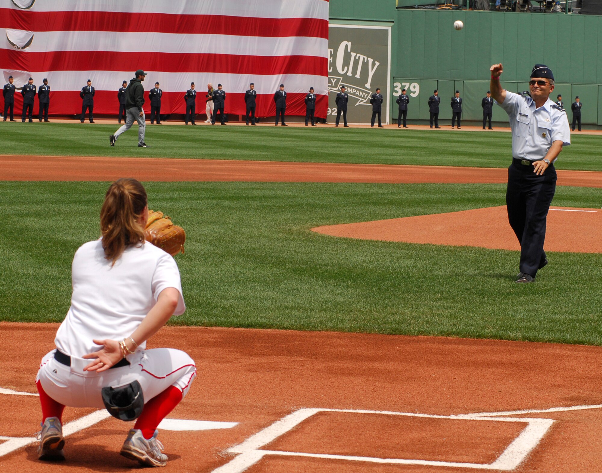 Hanscom AFB -- Maj. Gen. Art Rooney, Electronic Systems Center vice commander, throws the first pitch during the Boston Red Sox game at Fenway Park July 4 against the Tampa Bay Devil Rays. The Red Sox claimed victory over the Devil Rays with a 7-5 win. (U.S. Air Force photo by Mark Wyatt)