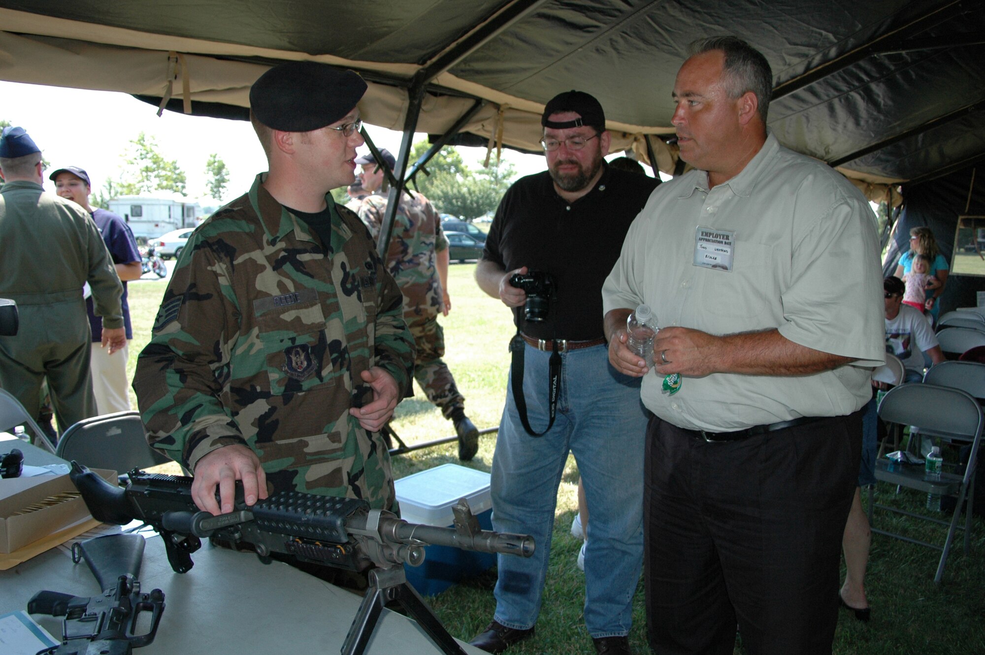 DOVER AIR FORCE BASE, Del. -- Employer Appreciation Day - July 7, 2007 (U.S. Air Force photo/Senior Airman Andria J. Allmond)