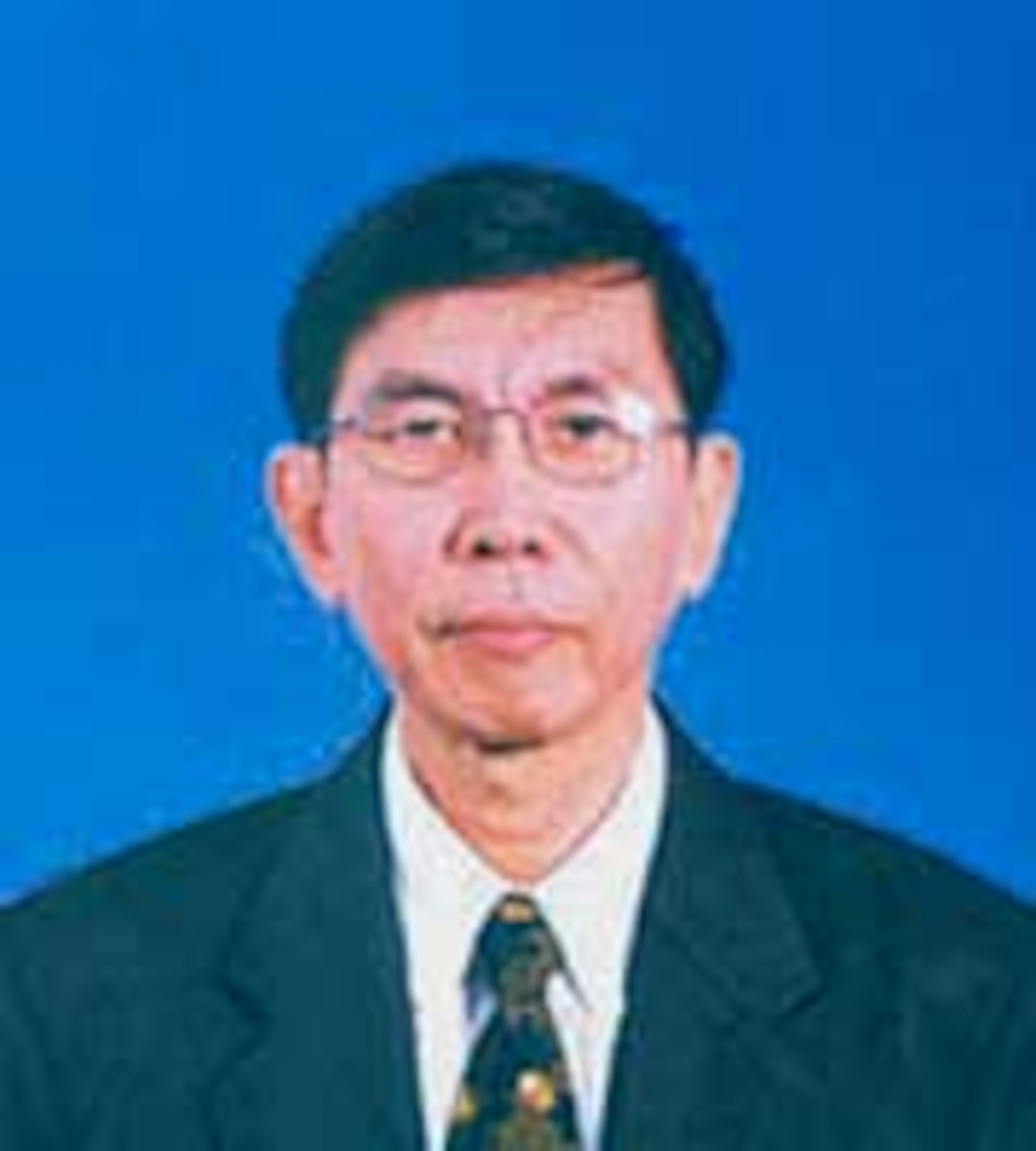 Professor Somsak Panyakeow,
Dept. of Electrical Engineering,
Chulalongkorn University,
Bangkok, Thailand
(Photo courtesy of
Prof. Somsak Panyakeow)