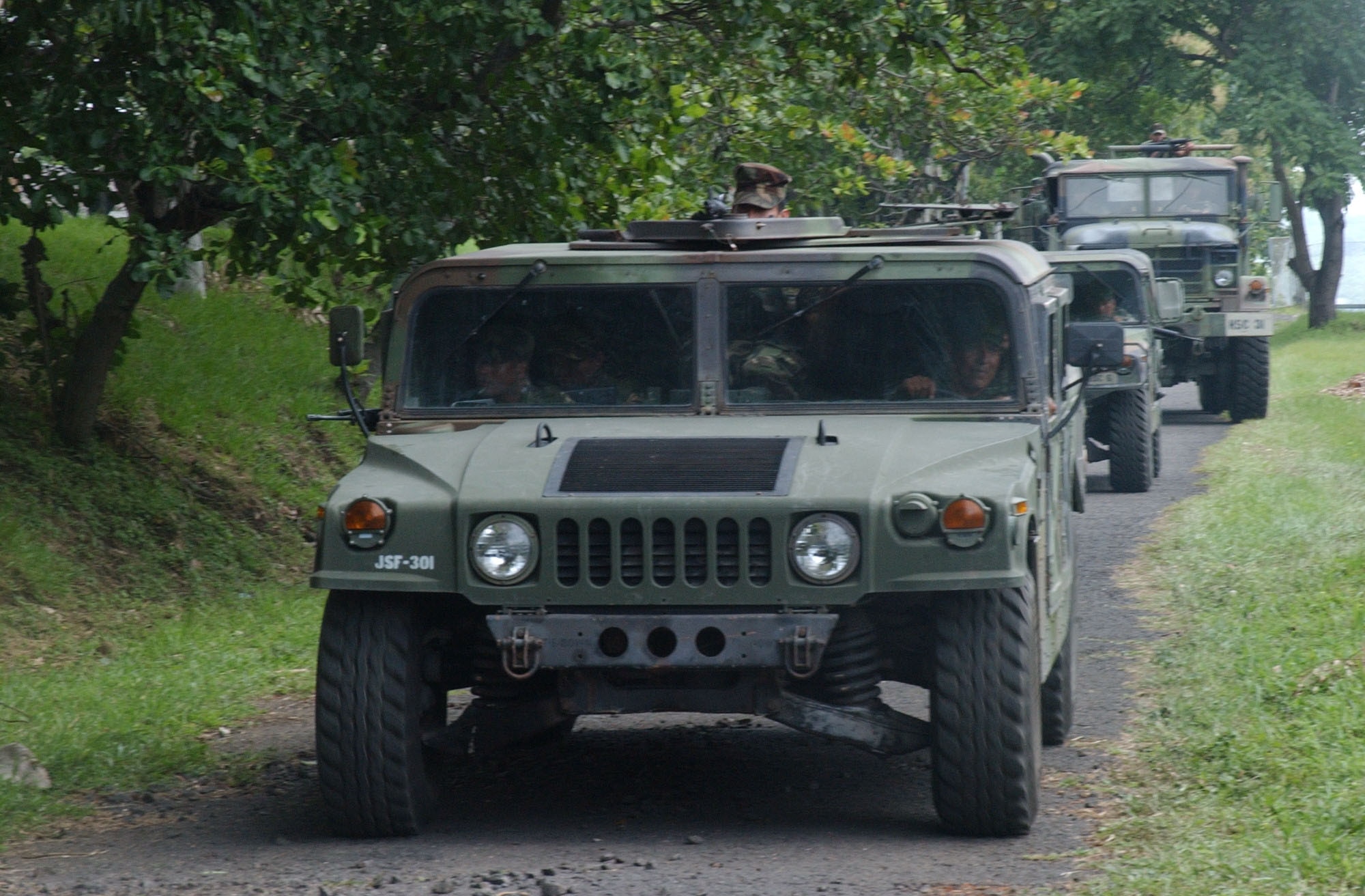During the week-long military-to-military training mission between members of the El Salvadorian military and Joint Task Force-Bravo, El Salvadorian soldiers were provided drivers training so they would be familiar with U.S. military equipment. Air Force photo by Senior Airman Shaun Emery                                                                 