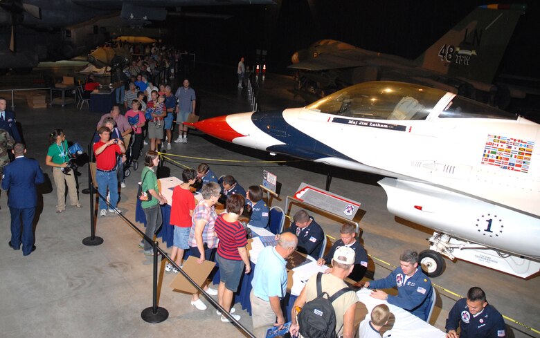 DAYTON, Ohio (7/27/07) -- Members of the USAF Thunderbirds Air Demonstration Squadron signed autographs at the National Museum of the United States Air Force. The Thunderbirds were featured performers at the 2007 Vectren Dayton Air Show. (U.S. Air Force photo)