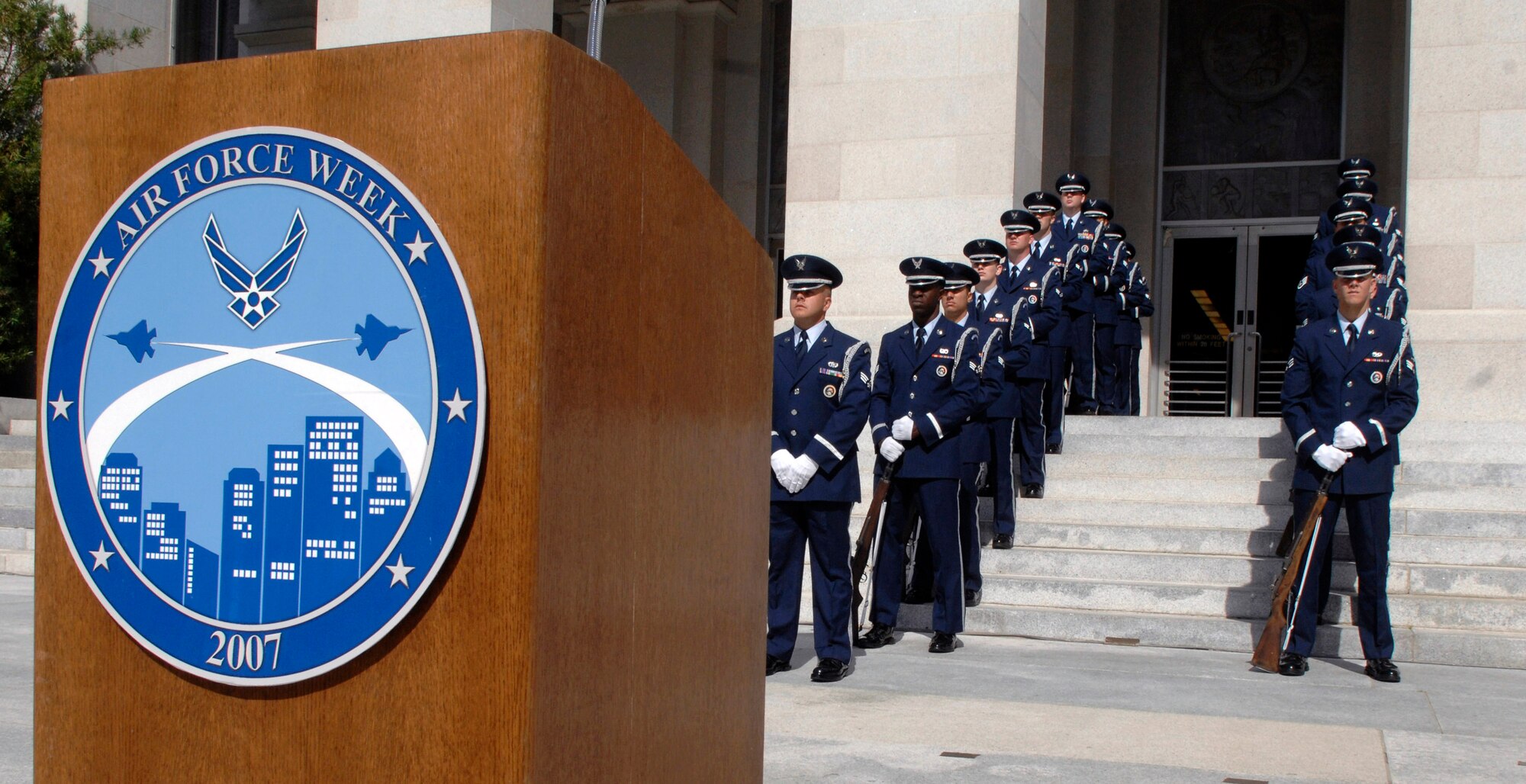 Members from the Beale Air Force Base Honor Guard stand-ready moments before the Air Force Week California Proclamation Ceremony June 4 at Sacramento, Calif. The purpose of Air Force Week is to inform and educate the American public about the importance and roles of the Air Force in America's national defense. (U.S. Air Force photo/Tech. Sgt. Larry A. Simmons)
