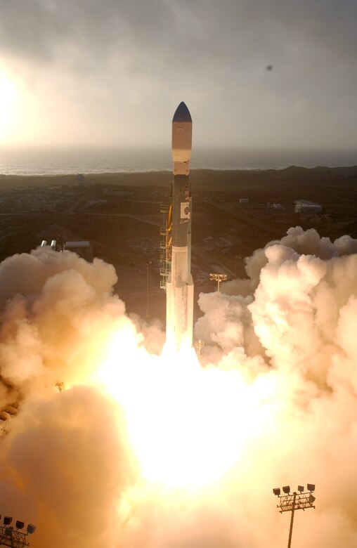 A Delta II rocket carrying the Thales Alenia-Space COSMO-SkyMed Satellite launched from Vandenberg Air Force Base, Calif., at 7:34 p.m. Thursday. The rocket, first of two COSMO-SkyMed launches scheduled from Vandenberg, took off from Space Launch Complex-2. The Delta II is an expendable launch, medium-lift vehicle.  It carries civil and commercial payloads into low-earth, polar, geosynchronous transfer and stationary orbits. (U.S. Air Force Photo/Joe Davila)