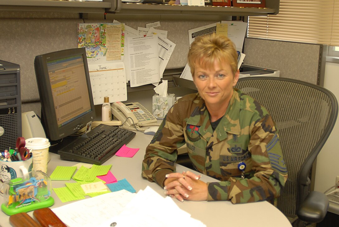 Senior Master Sgt. Yvonne Miller, 18th Medical Support Squadron superintendent, won the Career Advisor of the Year for 2006. Sergeant Miller won for her accomplishments as career advisor at F.E. Warren Air Force Base, Wyo.
(U.S. Air Force/Airman 1st Class Kasey Zickmund)