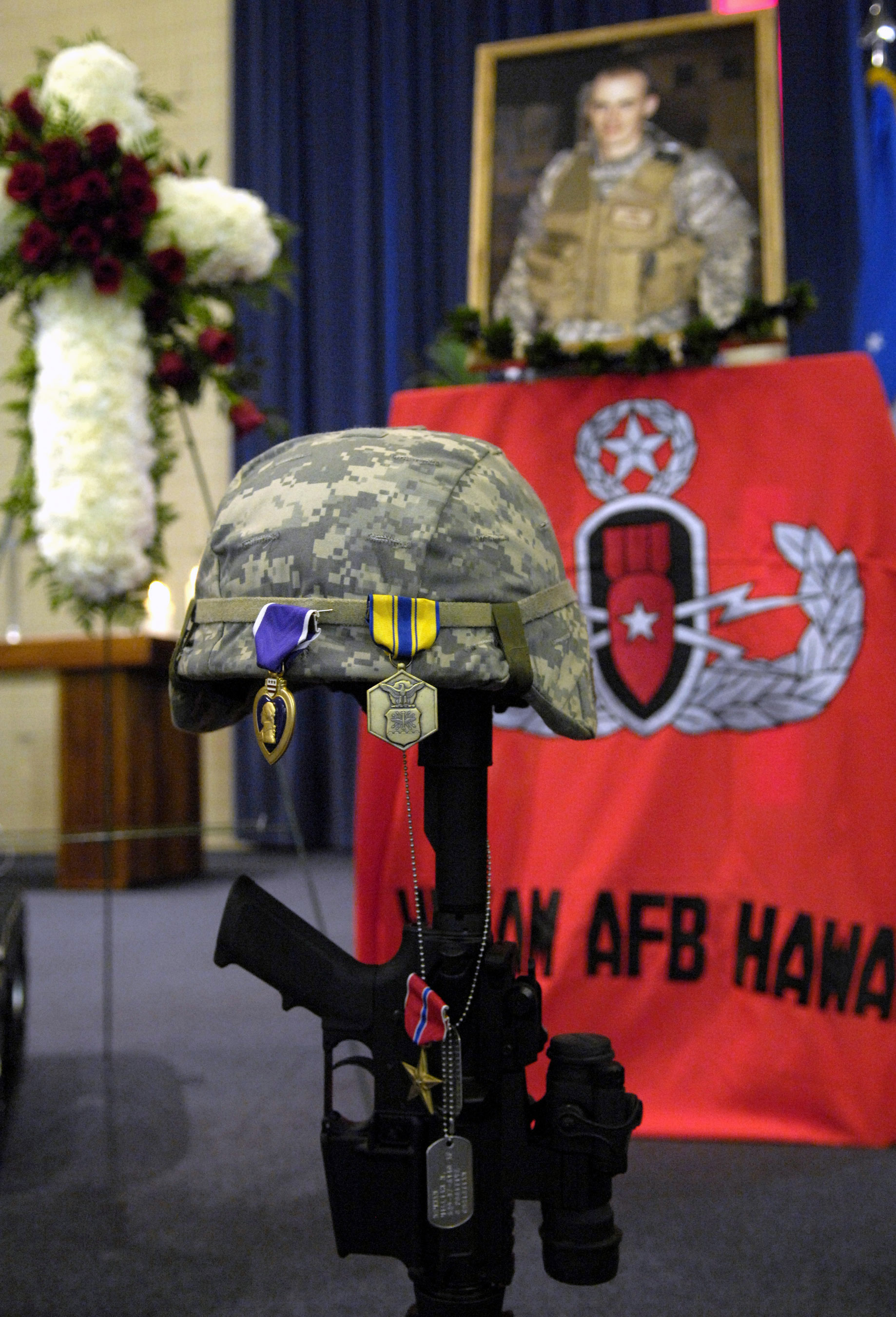 Solemn service > Air Force > Article Display