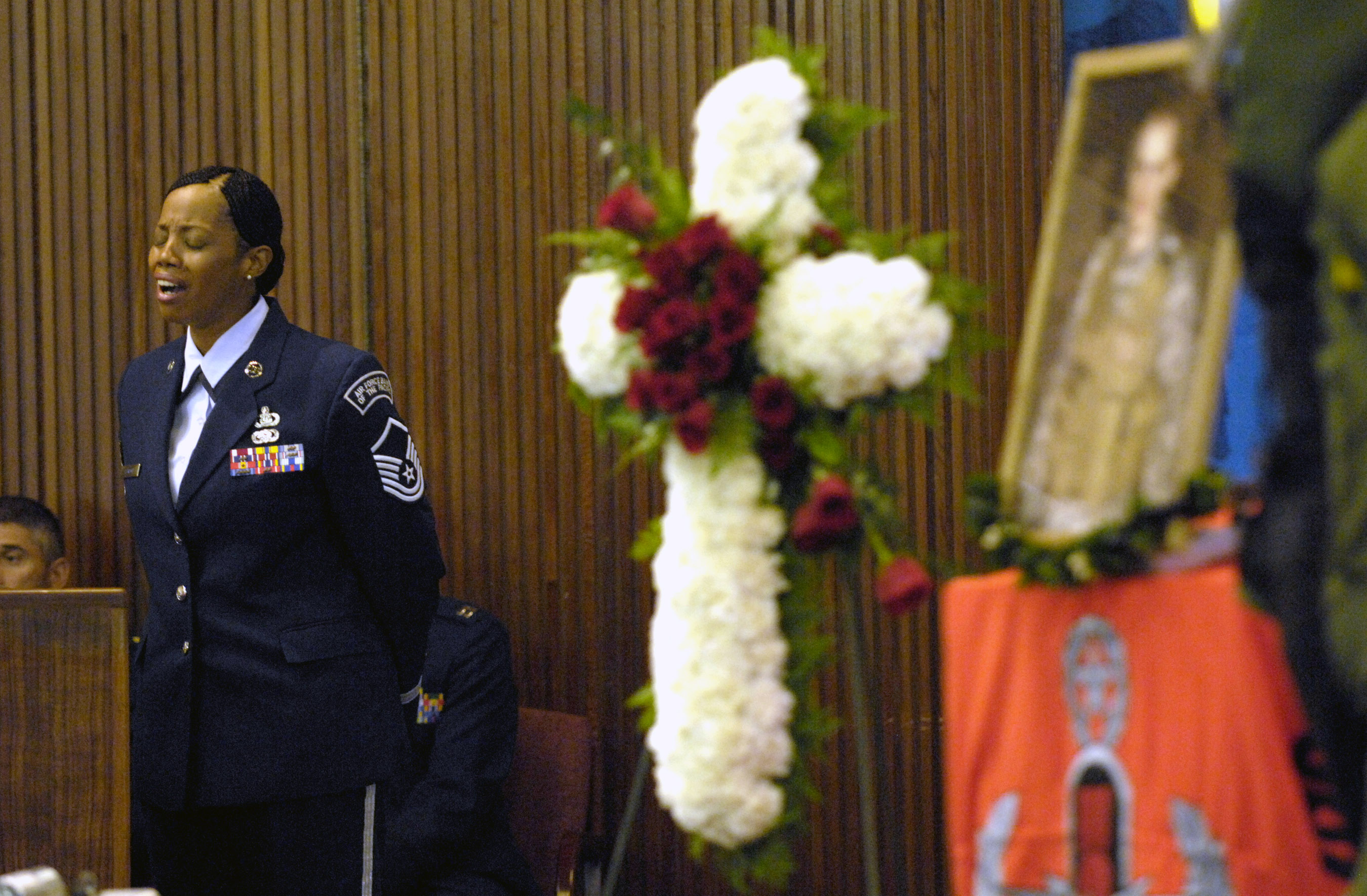 Solemn service > Air Force > Article Display