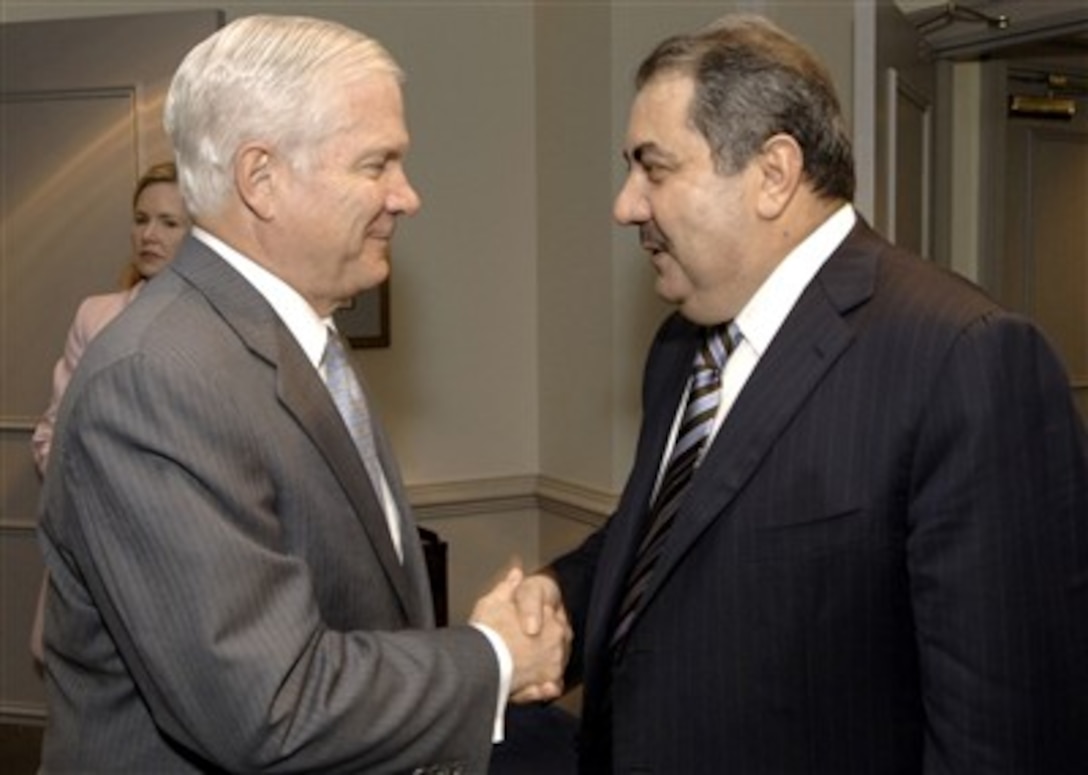 Secretary of Defense Robert M. Gates welcomes visiting Iraqi Minister of Foreign Affairs Hoshyar Zebari to the Pentagon, June 18, 2007, to discuss regional security issues in Iraq.  