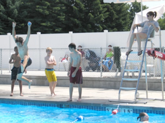 FAIRCHILD AIR FORCE BASE, Wash. – The outdoor pool here opened June 16, and with temperatures steadily rising, people are flocking toward the water. Outdoor pool hours are Monday through Friday, 1 – 5 p.m., and Saturday and Sunday, noon – 5 p.m. (U.S. Air Force photo/Staff Sgt. Connie L. Bias)
