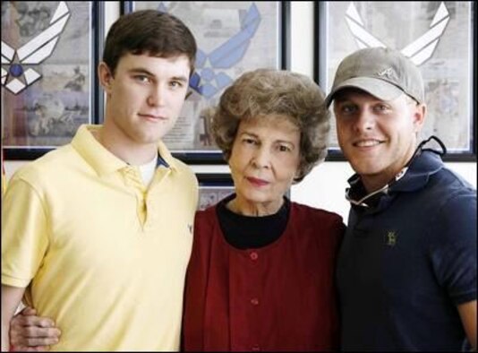 Josh Dupont, left, and his cousin, Bradley Bridges, right, of Rayville pose with their great grandmother Elsie Peterson Adcock at the Air Force recruting office in Monroe. (Photo by Terrance Armstard/The News-Star)
