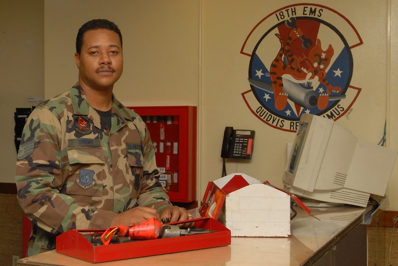 Staff Sgt. Chobert Wright, 18th Equipment Maintenance Squadron, inspects a tool kit after it has been returned. Sergeant Wright is the Warrior of the Week from his squadron.
(U.S. Air Force/Airman 1st Class Kasey Zickmund)