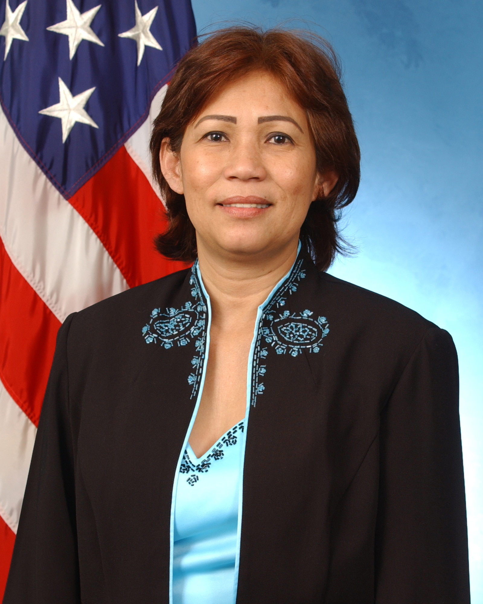 Leonora Simmons, 39th Contracting Squadron was named Category 1 Civilian of the Year for Team Incirlik. (U.S. Air Force offical photo)             
