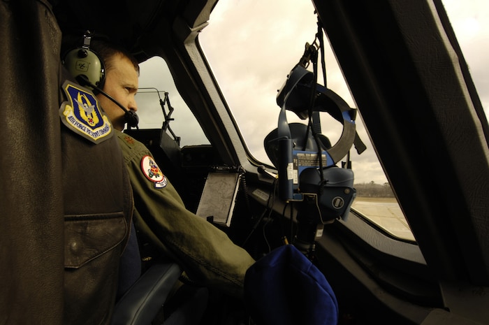 Maj. Kevin Schmedeke, a Reserve pilot with the 701st Airlift Squadron, maneuvers a C-17 on the flightline prior to take off Feb. 14. (U.S. Air Force photo by Staff Sgt. Suzanne Day)
