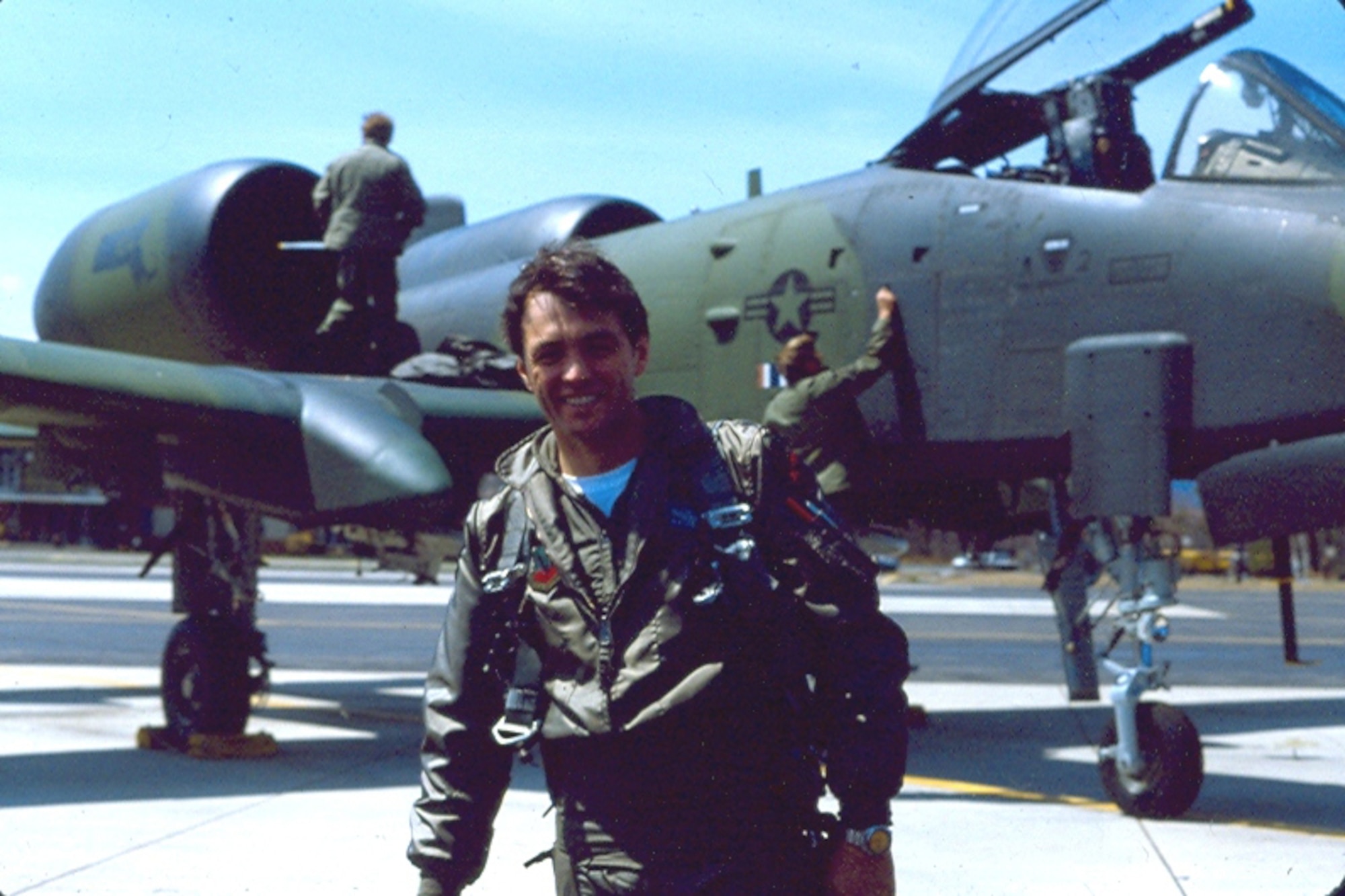 Col. Doehling has logged more than 14,000 flying hours on various aircraft includign the F-100C/D/F, F-4C/D/E, F-5A/B/E, A-10A, F-15A/B/C/D, B-1B, B-727, DC-9 and E-8C.