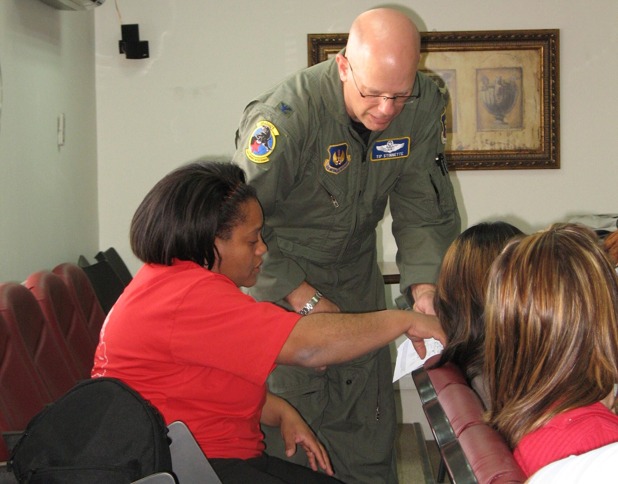 Heartlink is a program run by the Airman and Family Readiness Center that helps spouses and dependents ease into the military way of life. Heartlink provides a day-long seminar beginning with an introduction to the Air Force family.
