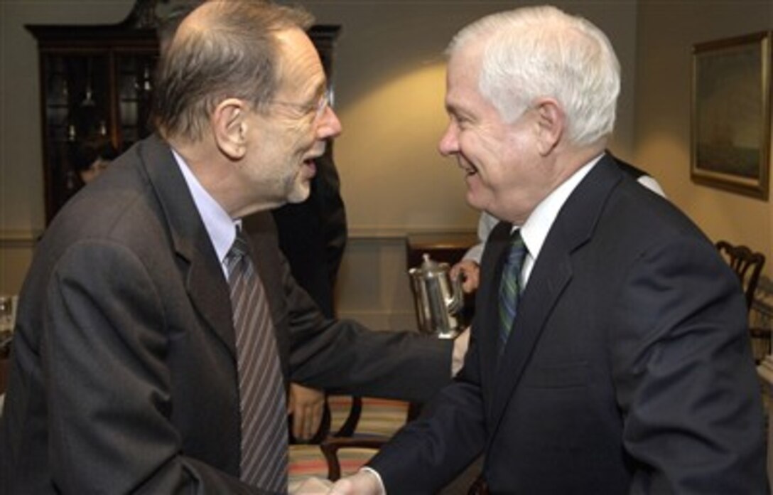 Secretary of Defense Robert M. Gates greets European Union High Representative and Secretary General Javier Solana in the Pentagon on March 20, 2007.  Solana will meet with Gates and other high-level Department of Defense officials to discuss a number of global security issues of particular interest to the European Union.  