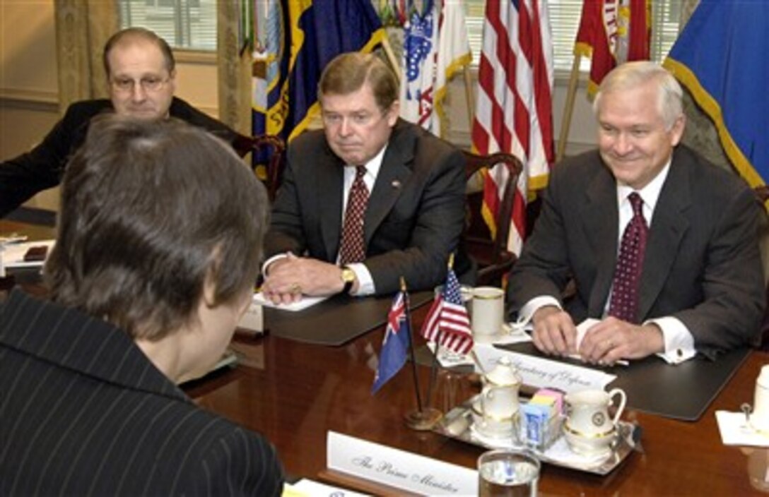 Defense Secretary Robert M. Gates (right) hosts a March 21, 2007, Pentagon meeting with New Zealand Prime Minister Helen Clark (left foreground).  Joining Gates on the U.S. side of the table are Amb. Eric Edelman (left), under secretary of defense for policy, and Robert McCormick (center), U.S. ambassador to New Zealand.  