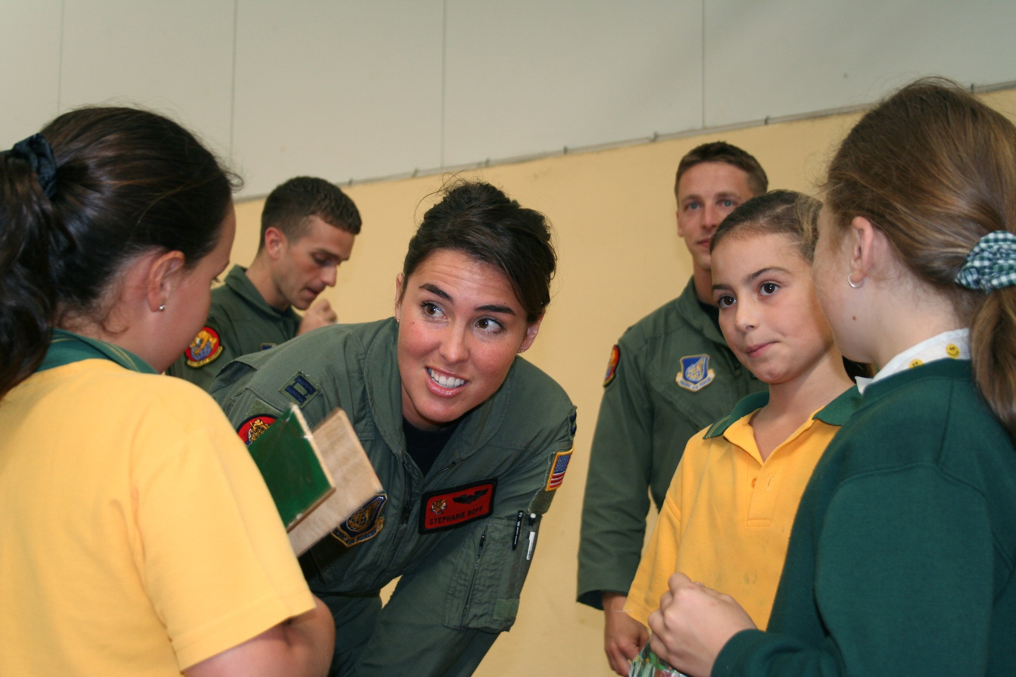 Capt. Stephanie Boff answers students' questions about being an Air Force pilot March 22 at the Lara Primary School in Victoria, Australia. Pacific Air Forces Airmen are in Australia supporting Australian International Airshow 2007. Captain Boff is a pilot with the 535th Airlift Squadron at Hickam Air Force Base, Hawaii. (U.S. Air Force photo/Capt. Yvonne Levardi) 