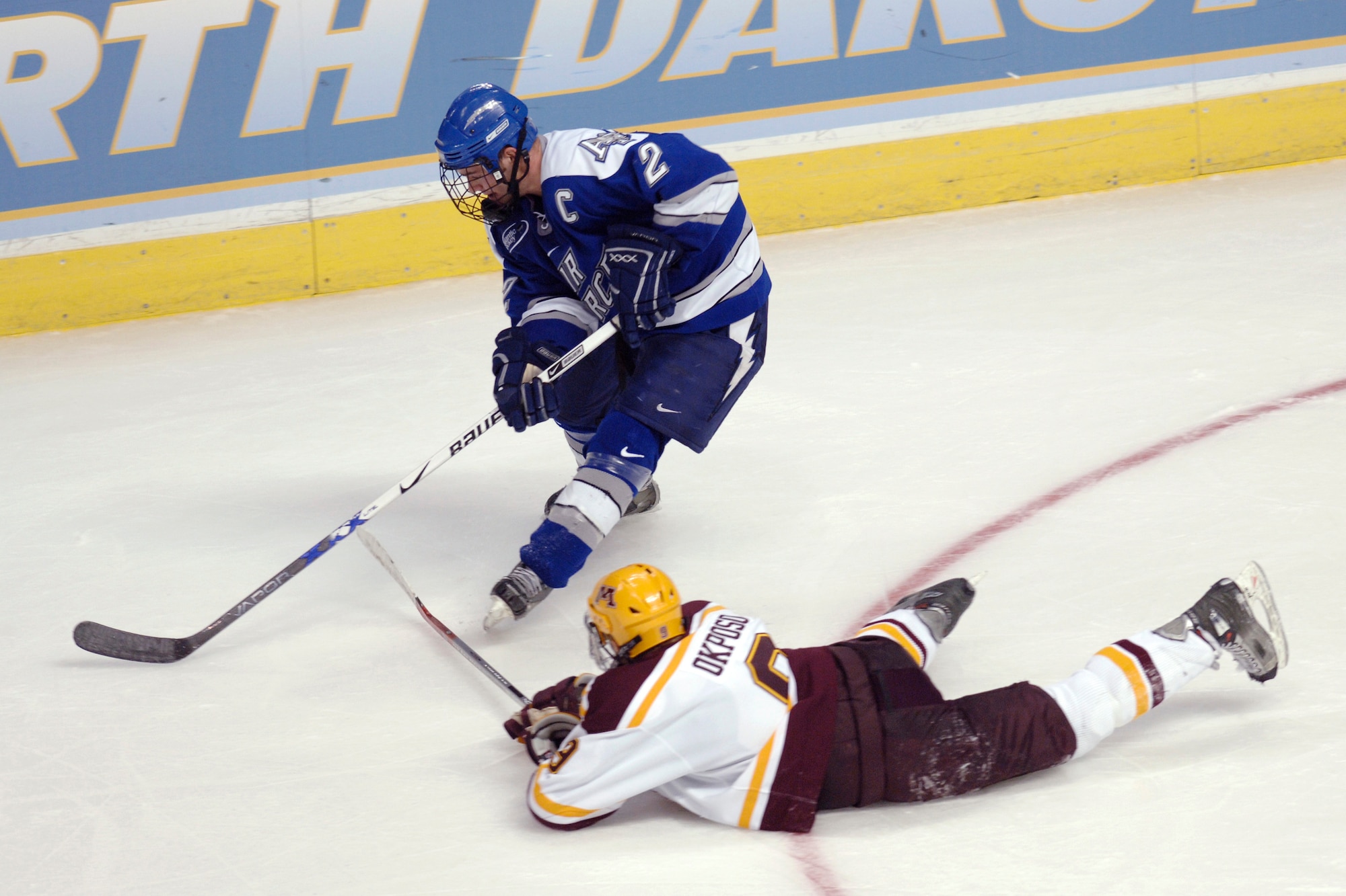Minnesota Gophers hockey: Kyle Okposo leaving the U for the New