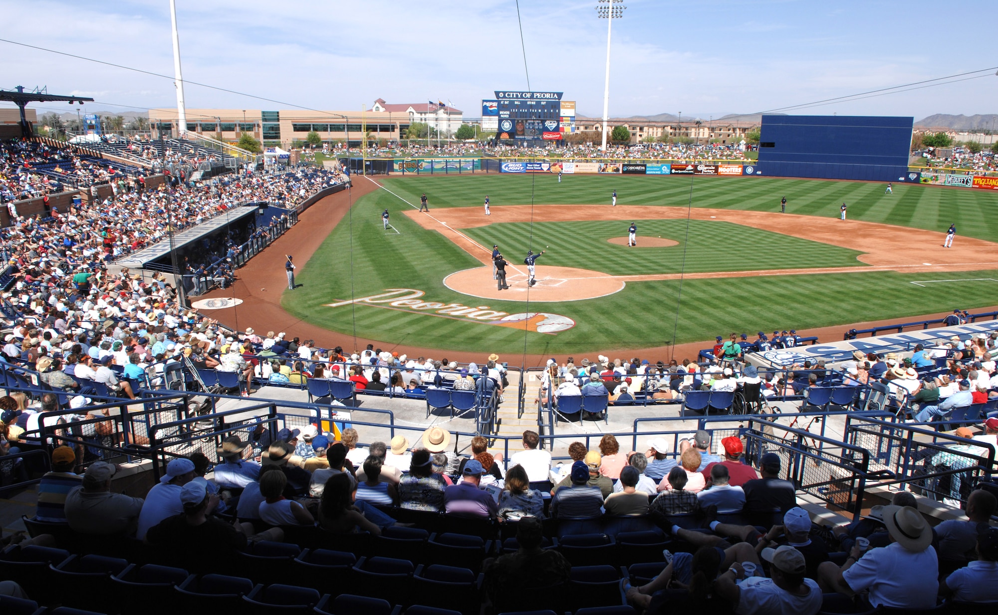 Air Force reservist pitches for San Diego Padres > Air Force > Article  Display