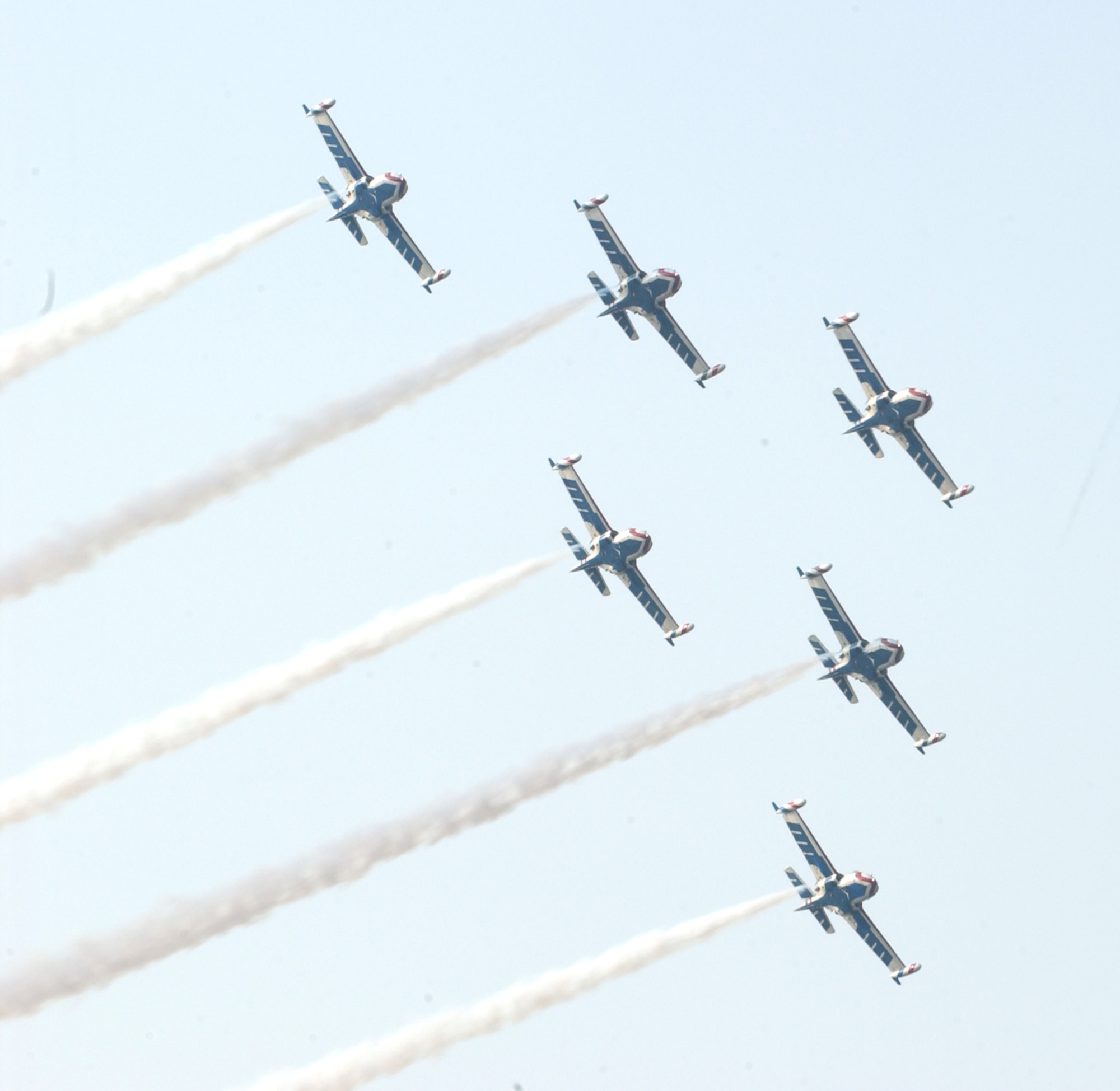 OSAN AIR BASE, Republic of Korea --  The Republic of Korea Black Eagles demonstration team was one of several organizations to perform at the 2006 Air Power Day here. The Black Eagles fly the A-37 Dragonfly. (U.S. Air Force photo by Airman Jason Epley)