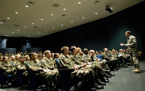 CMSAF Rodney McKinley speaks to a capacity crowd at the Langley AFB Theater March 28, 2007, to discuss hot topics and answer questions.
(U.S. Air Force photo/Senior Airman Austin Knox)