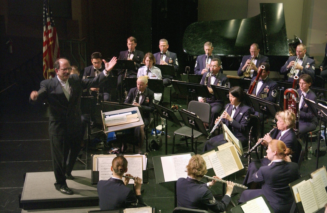 Mr. Harvey Benstein conducts the USAF Band of the Golden West