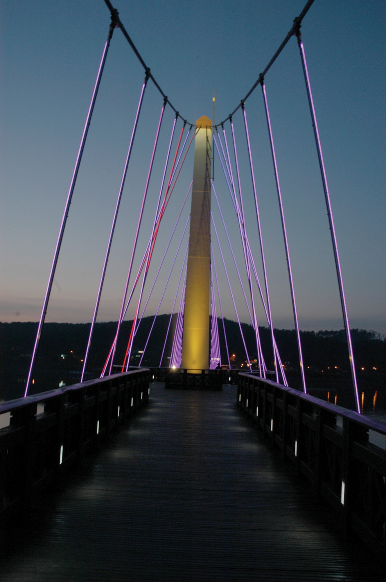 GUNSAN CITY, Republic of Korea  Dec. 26, 2006 -- Umpa Park, one of several locations along the new Kunsan Air Base inprocessing bus tour, lights up at night. The park is open night and day to Kunsan Air Base Airmen and Soldiers as well as local Gunsan City residents. (U.S. Air Force photo/Senior Airman Stephen Collier)