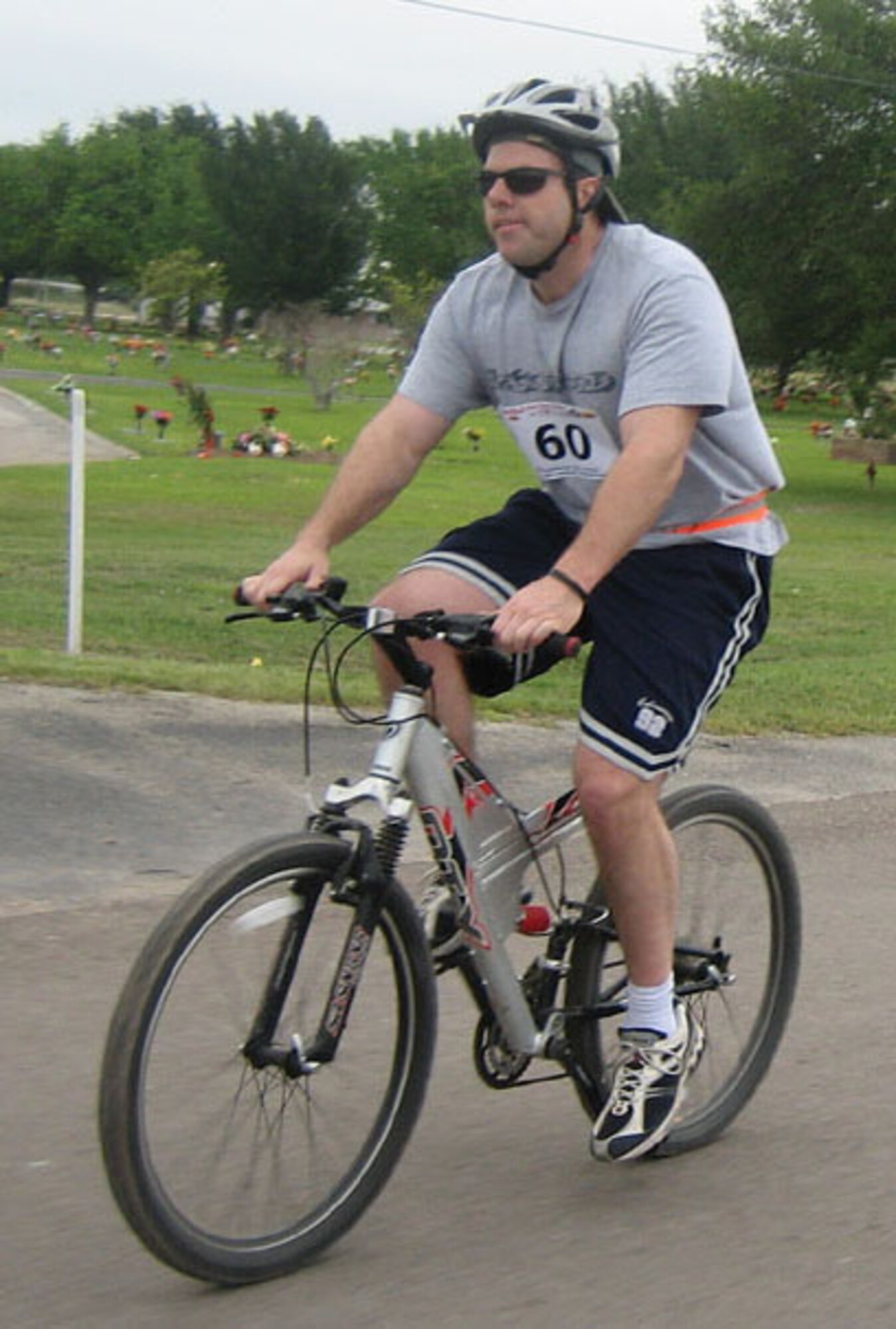 Matt Melvin rides his bike in support of Goodfellow’s relay team during the 26-mile bike portion of the 2007 Laughlin Adventure Race. (Courtesy photo)