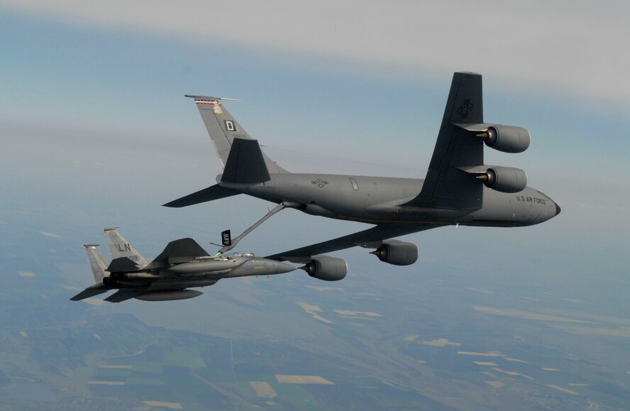MIHAIL KOGALNICEANU, ROMANIA – 1st Lt. Andrew Weidner, an F-15 “Eagle” pilot assigned to the 493rd Fighter Squadron at RAF Lakenheath, receives fuel in-flight from an RAF Mildenhall KC-135 “Stratotanker” assigned to the 351st Air Refueling Squadron during a training mission over Eastern Romania Wednesday.  More than 200 U.S. Air Forces in Europe Airmen, mostly from RAF Lakenheath and Mildenhall, are in Romania participating in Exercise Sniper Lance 2007.  “Sniper Lancer” is being staged out of Mihail Kogalniceanu Air Base near the Eastern Coast of Romania.  (Photo by Ben Bloker, European Stars & Stripes)