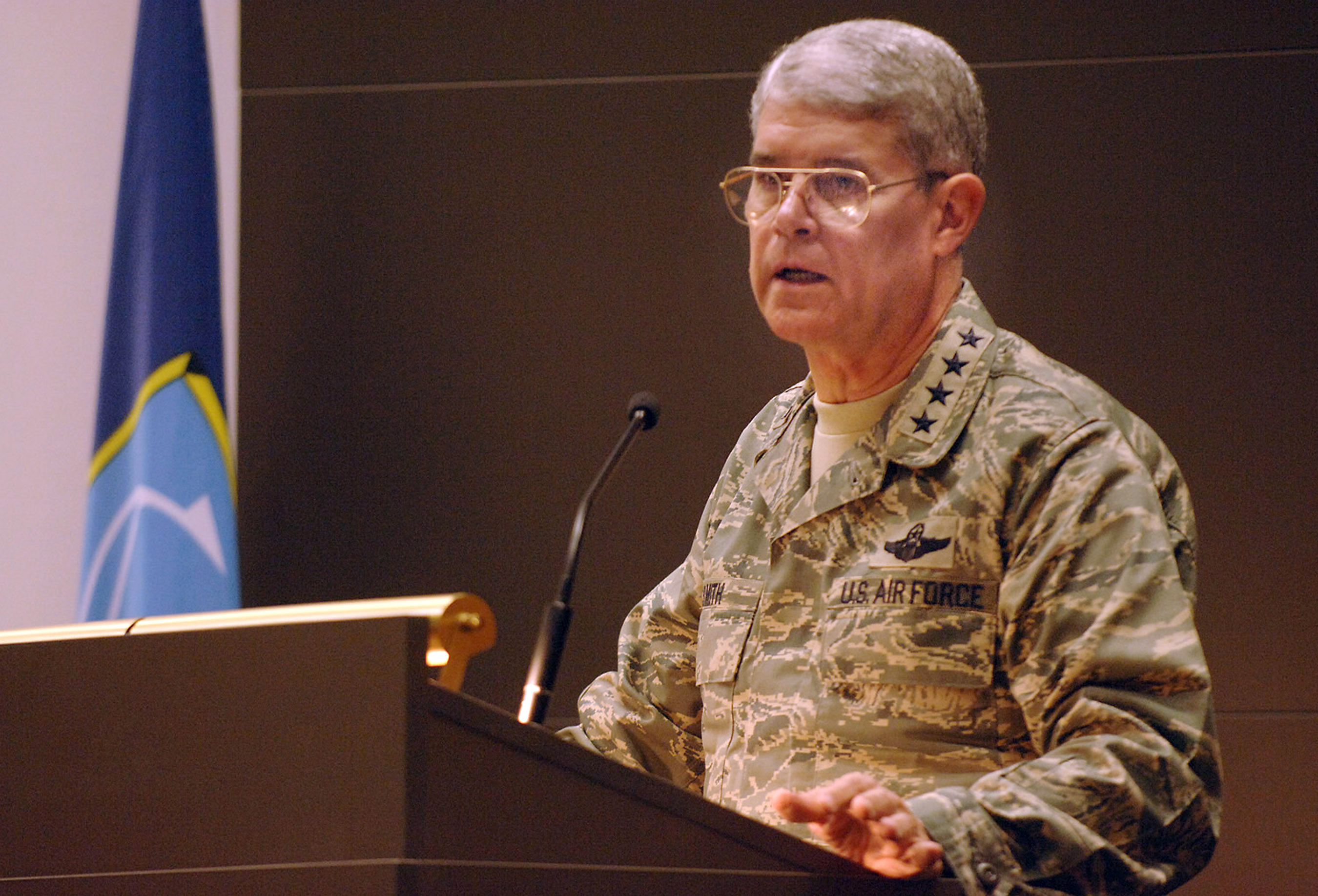 Nato response force works to improve communications
