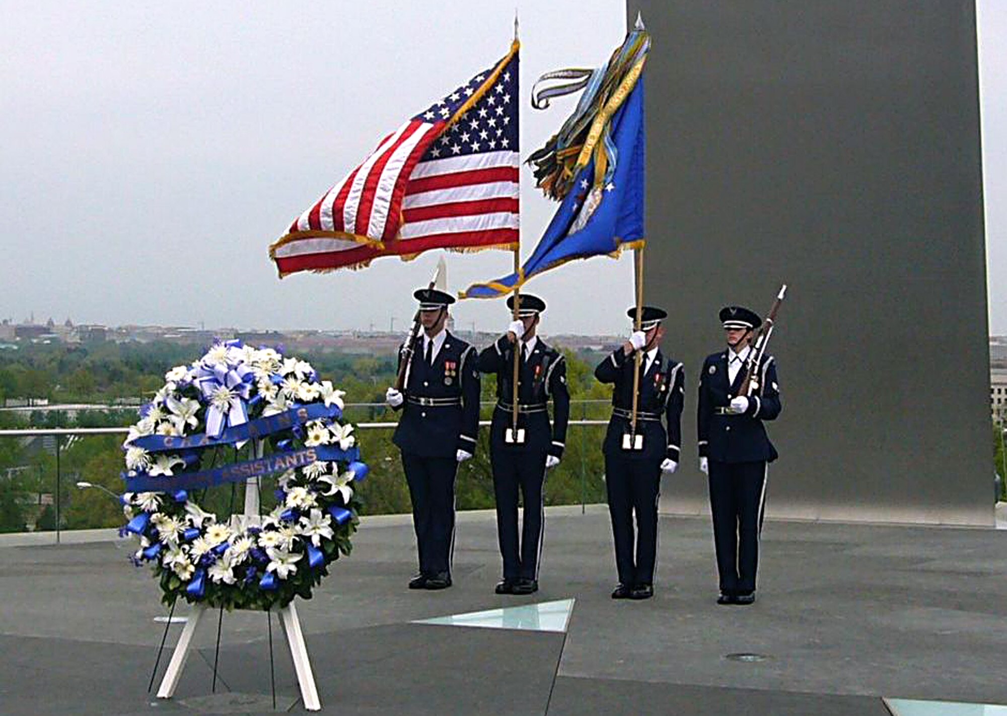 Washington – Chaplain (Lt. Col.) Jeffrey Neuberger, 92nd Air Refueling Wing chapel, took these photos of the Air Force Memorial while at a chaplain’s summit in Washington April 25. (U.S. Air Force photo/Chaplain [Lt. Col.] Jeffrey Neuberger)
