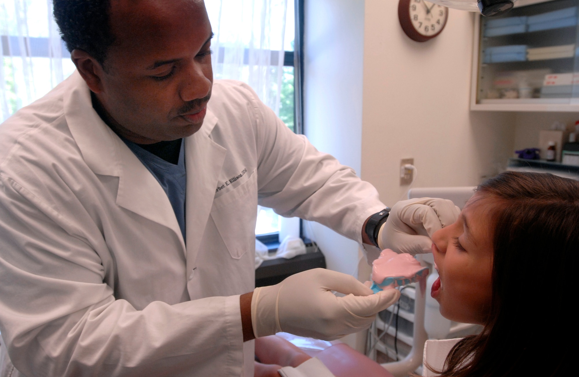 Dental work > Aviano Air Base > Display