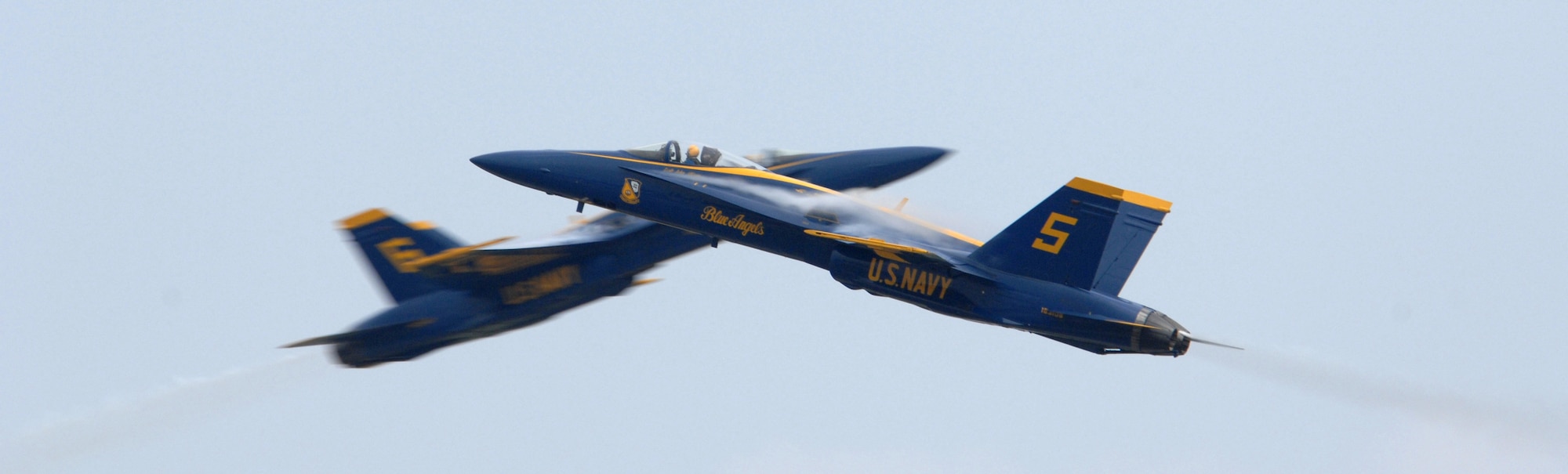The U.S. Navy Blue Angels perform at the 2007 Wings Over Wayne Airshow here May 12. The Wings Over Wayne Airshow 2007 is the first apperance of the Blue Angels since the accident that occurred April 21.(U.S. Air Force photo by Airman 1st Class Greg Biondo)(released)