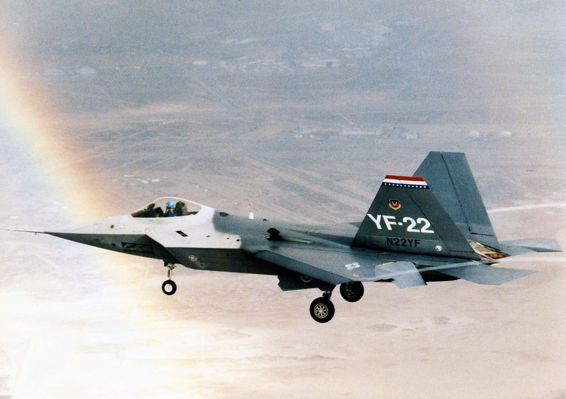 Lockheed-Boeing-General Dynamics YF-22