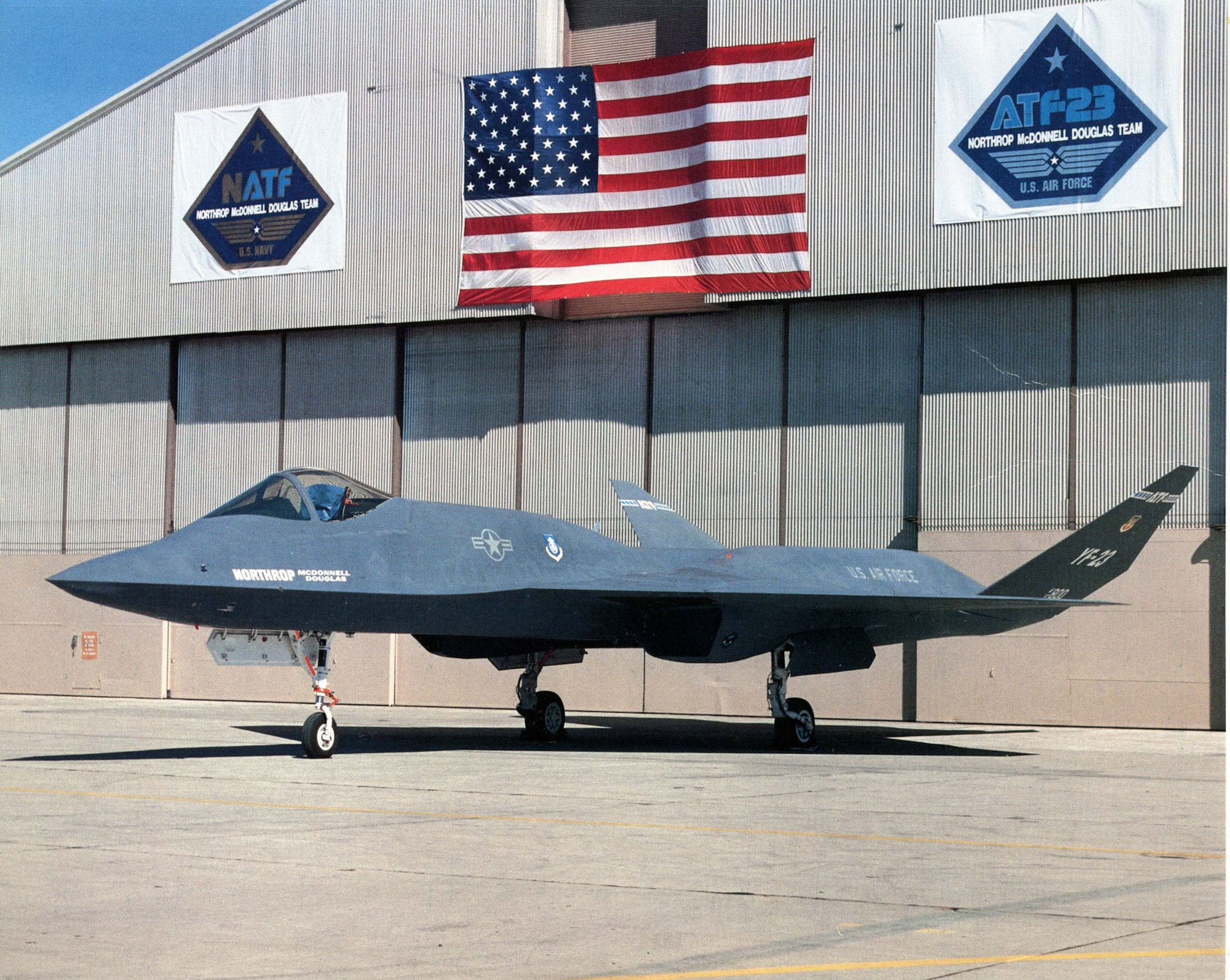 Northrop-McDonnell Douglas YF-23. (U.S. Air Force photo)