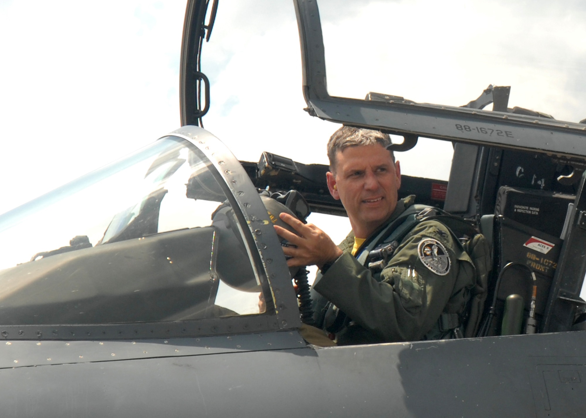 Col. Todd Boyd, 4th Operations Group deputy commander, prepares to exit his F-15E strike eagle after his milestone 3000th hour flight.(U.S. Air Force photo by Senior Airman Jessica Klingler)