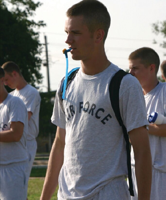 Hydration is key to having a productive and safe work out. Take into consideration factors such as lenght of work out and temperature before beginning your routine and make sure you have plenty of water or sports drinks available. (U.S. Air Force photo/Senior Airman Jacque Lickteig)