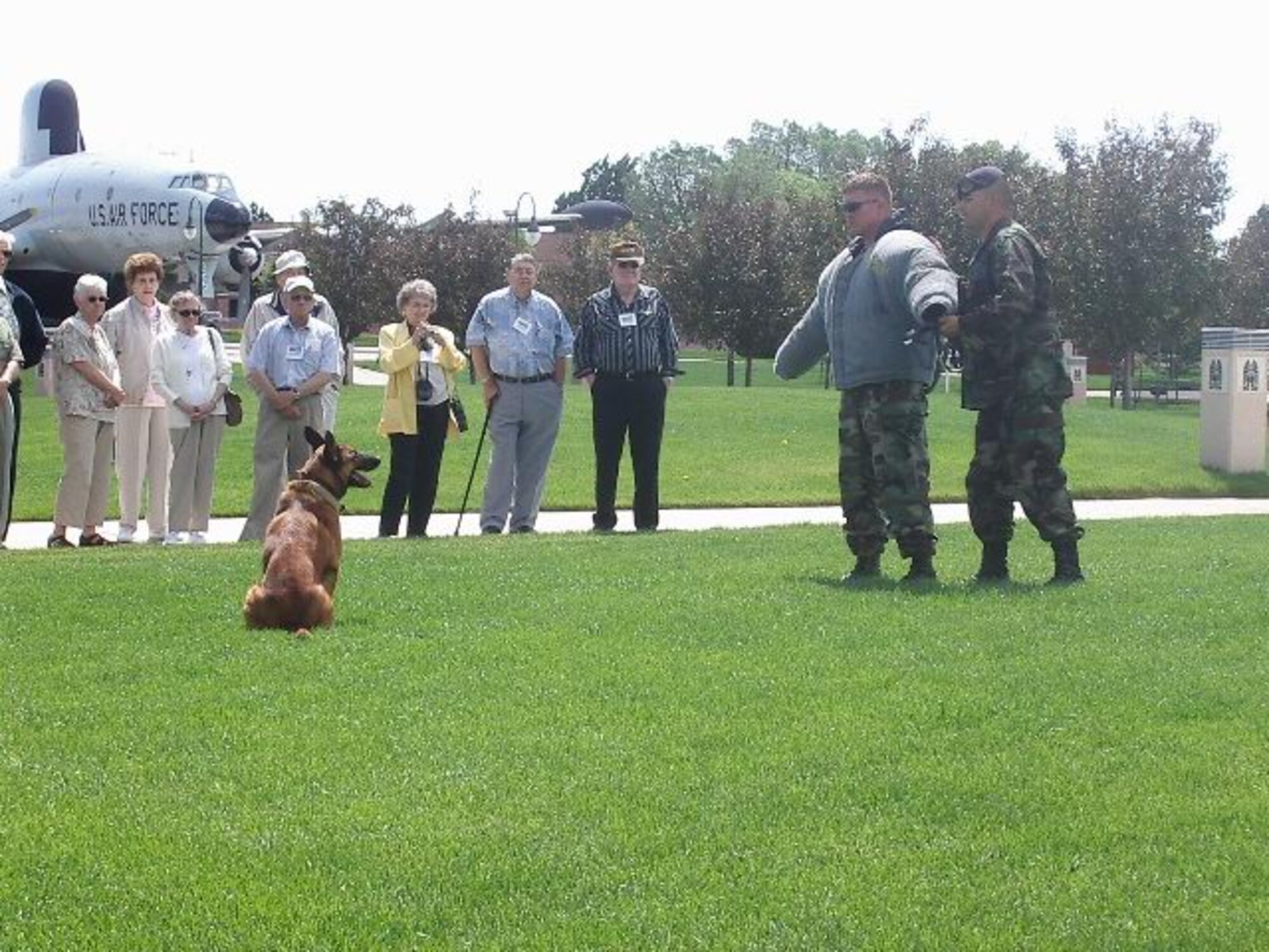 Members from the 21st Space Wing Security Forces Squadron provided a military working dog demonstration for veterans from the 3904th Air Police Squadron May 22. The 3904th lived at then-Camp Carson, but provided security and law enforcement at Peterson Field during the Korean War from 1950 to 1952.
As part of their tour, the 21st SFS displayed some of its modern vehicles and weapons at the museum. (U.S. Air Force photo)
