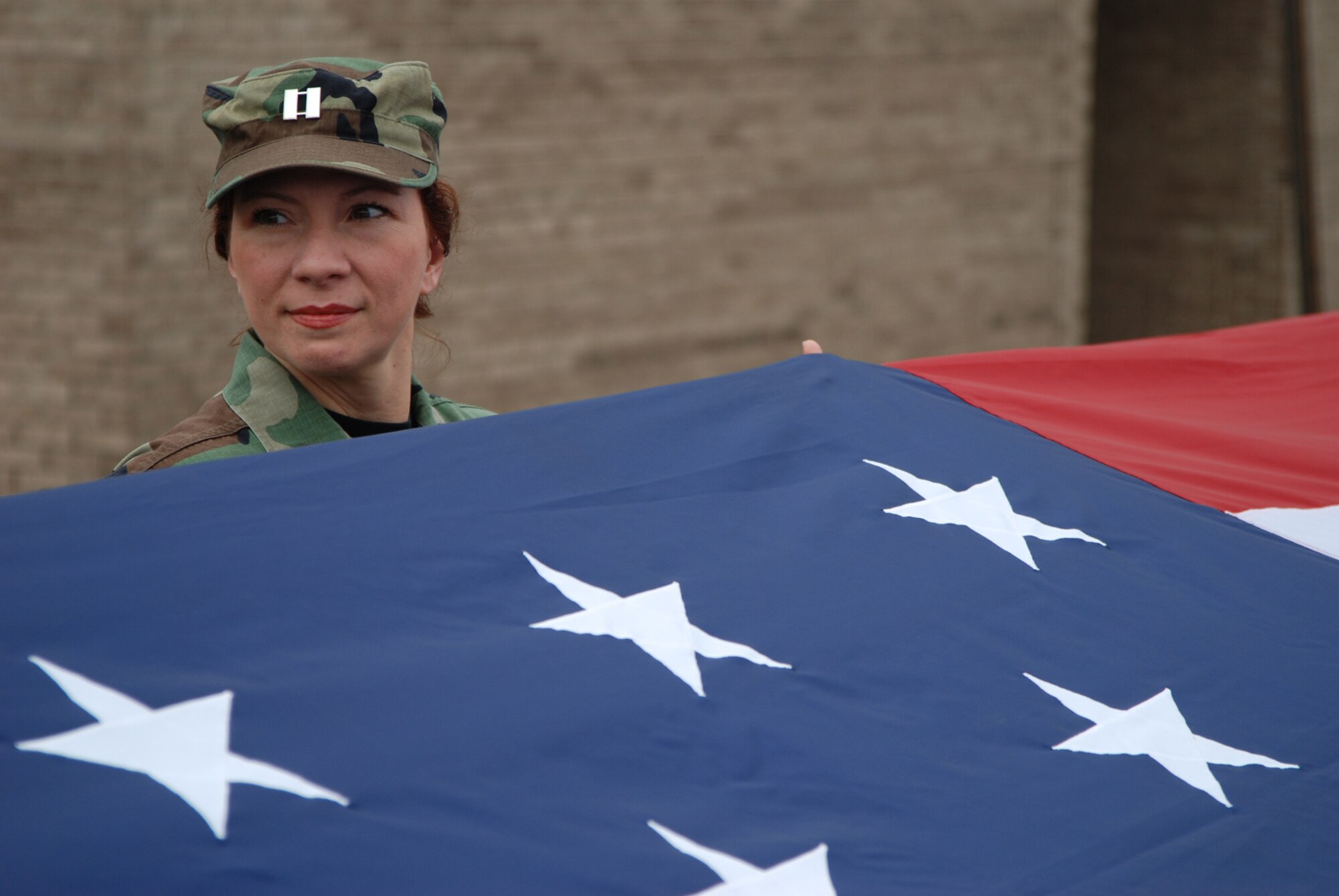 932nd Airlift Wing members prepare to march in the 2007 Belleville Memorial Day parade.