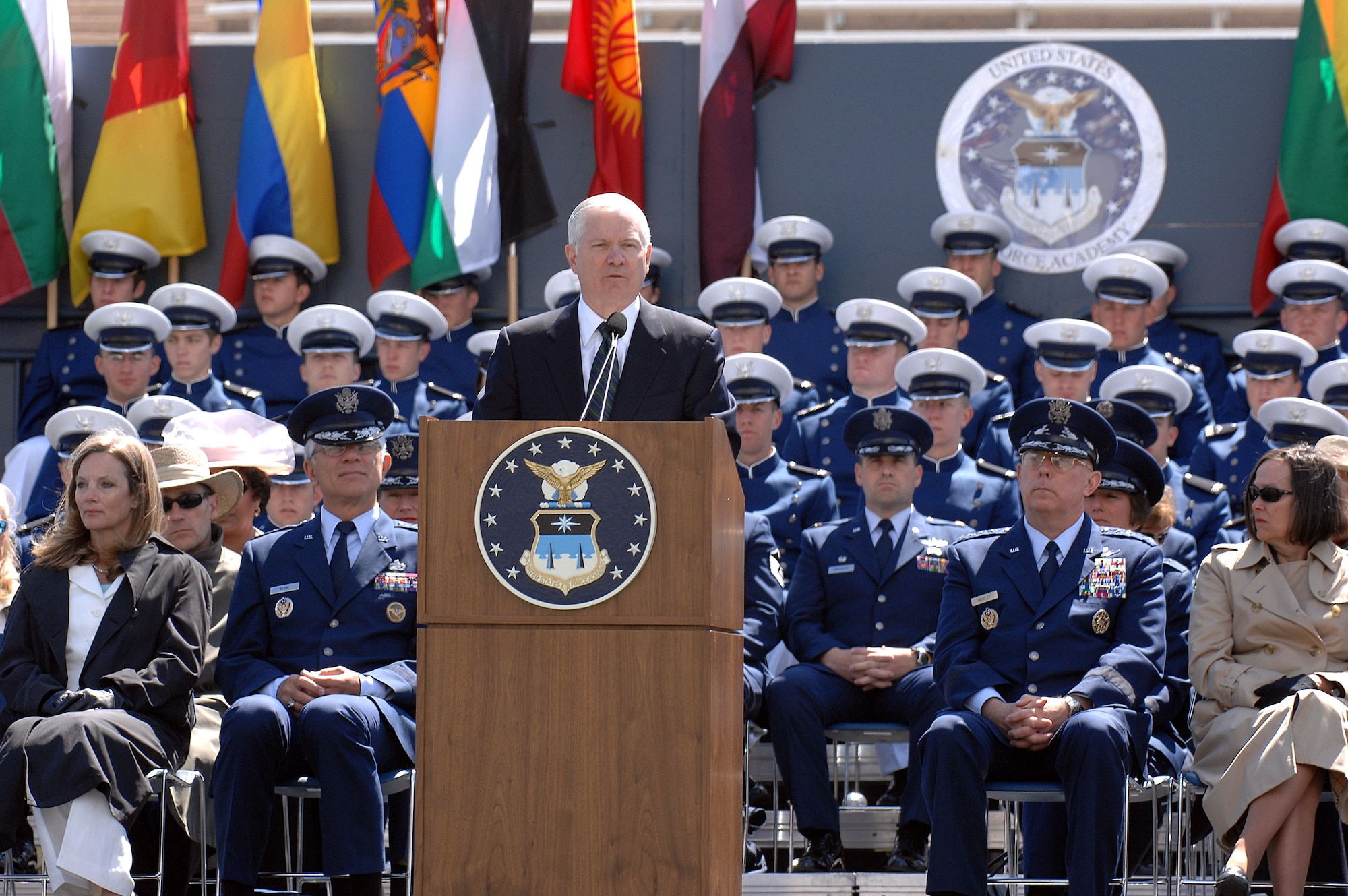 Secretary of Defense Robert M. Gates gives the commencement speech during the 2007 U.S. Air Force Academy Graduation Ceremony May 30 in Colorado. Each of the 977 graduating members earned a bachelor of science degree and a commission as a second lieutenant in the Air Force. (U.S. Air Force photo/Danny Meyer)
