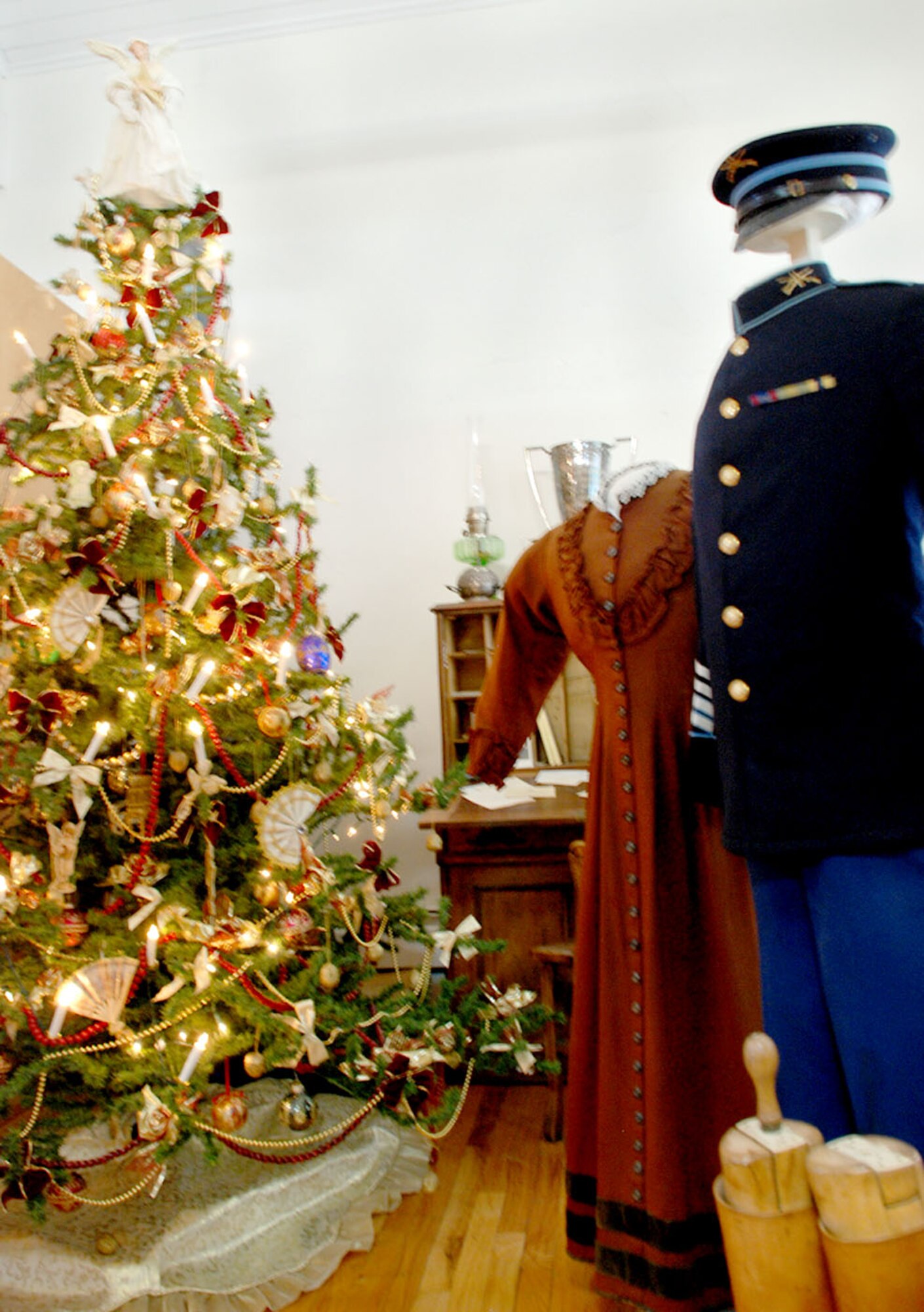 (Photo by Airman First Class Daryl Knee).