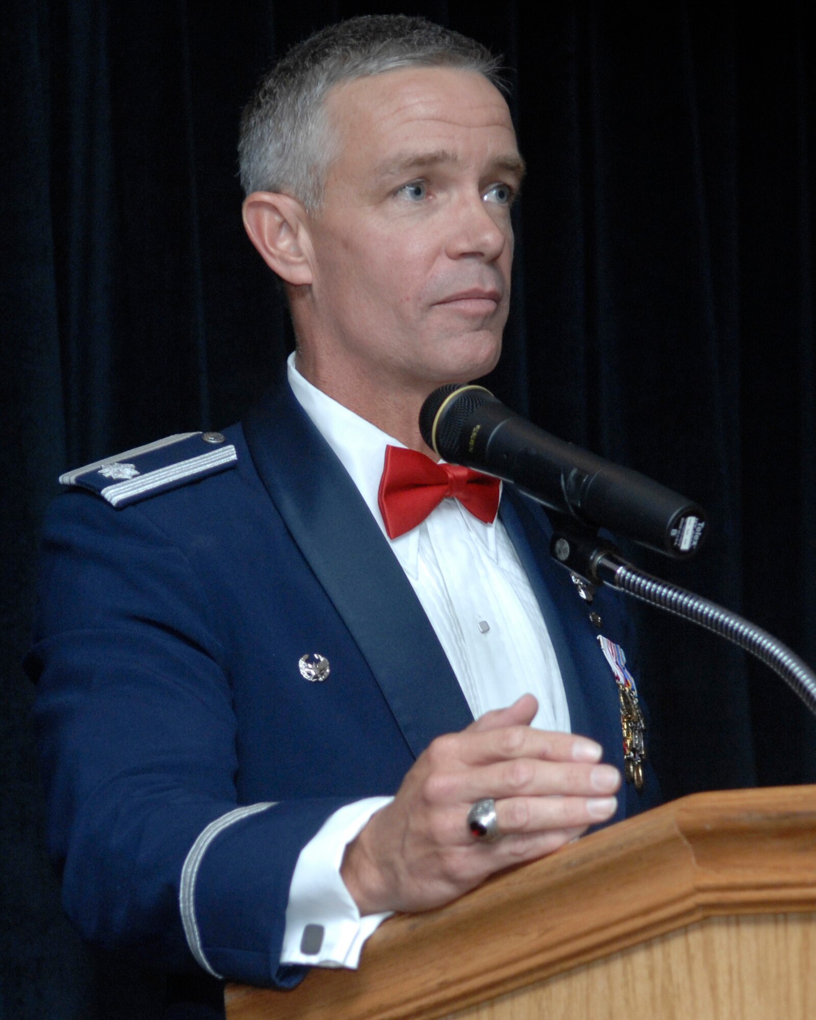 CANNON AIR FORCE BASE, N.M. -- Lt. Col. Tod Fingal, 522nd Fighter Squadron commander, gives a speech during the Fireballs dining out. The dining out celebrated the Fireballs' history before their planned inactivation. (U.S. Air Force photo by Airman 1st Class Erik Cardenas)