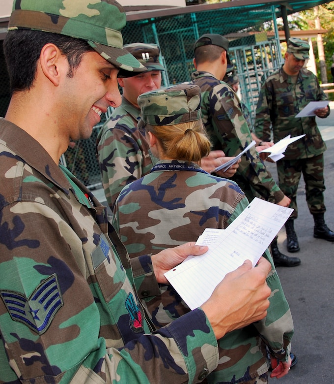 By The Letter Airmen Help Students By Being Pen Pals U S Air