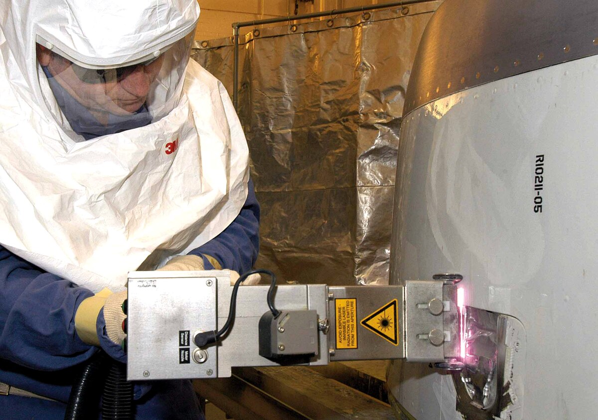 Laser paint removal lessens production time, health hazards > Air Force