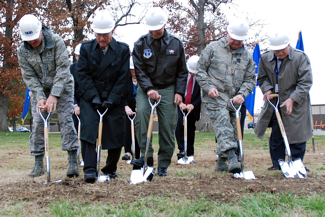 From left, Air National Guard Director Lt. Gen. Craig McKinley, retired Lt. Gen. John Conaway, Readiness Center (ANGRC) Commander Col. Joe Lengyel, Air Guard Command Chief Master Sgt. Richard Smith, and Mr. J.L. Herndon break ground on an ANGRC expansion project Nov. 19 at Andrews Air Force Base, Md. (U.S. Air force photo/Tech. Sgt. Mike R. Smith)