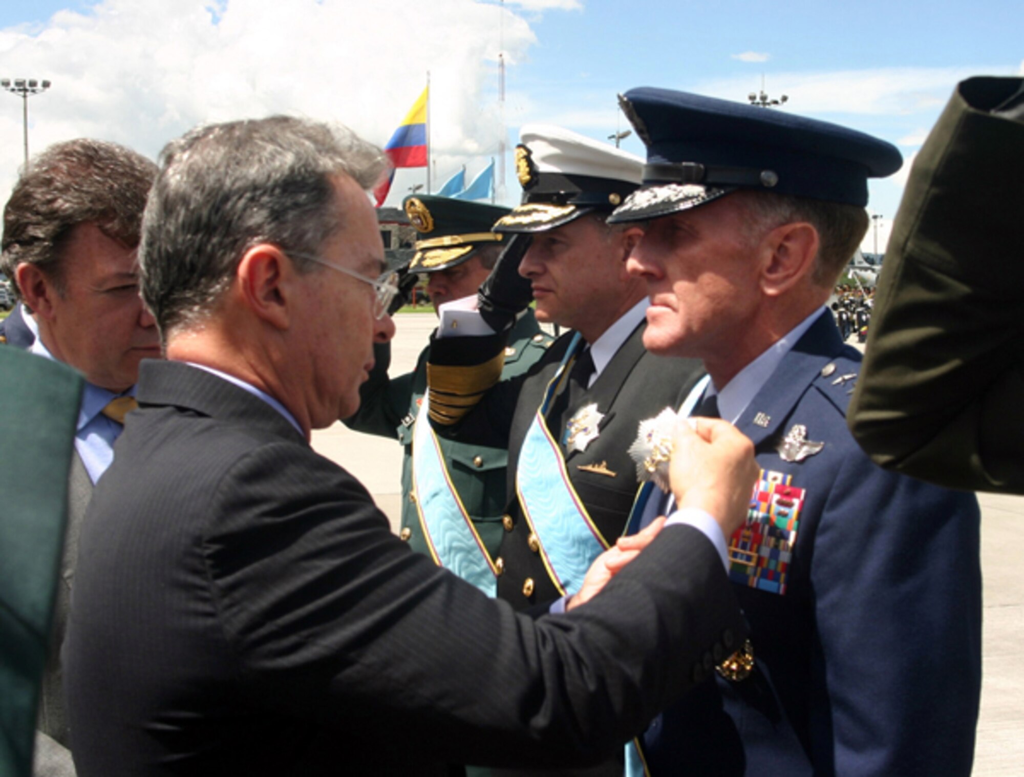 Colombian President Alvaro Uribe recognized the combined efforts of Airmen, Soldiers, Sailors and Marines during a ceremony in Bogota, Colombia, Nov. 14th, where he presented the “Air Force Cross for Aeronautical Merit — Grand Cross Category” medal to Lt. Gen. Norman Seip, 12th Air Force and Air Forces Southern commander.  General Seip accepted the award on behalf of the hundreds of military members who have deployed to Colombia to support humanitarian, military cooperation and counter-narcotics missions.