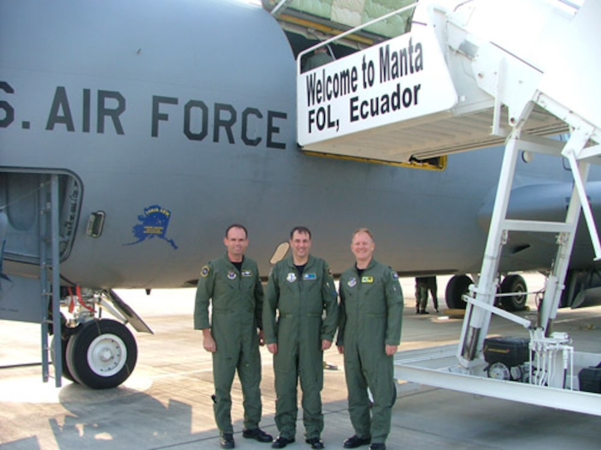 Maj. Gen. Craig Campbell, Alaska State Adjutant General, stands with Lt. Col. Robert Leonard, 478th Expeditionary Operations Squadron commander, and Lt. Col. Mark Dewey, 168th Air Refueling Wing detachment commander, after he arrived at Forward Operating Location Manta, Ecuador.  Maj. Gen. Campbell visited the Airmen of the FOL, as well as the Airmen of the 168th ARW who are currently deployed here. (U.S. Air Force photo/1st Lt. Malinda Singleton)